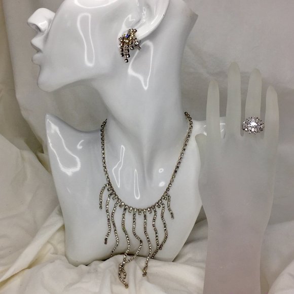 Vintage Rhinestone/Crystal Earrings, Necklace & Ring Set - Picture 3 of 10